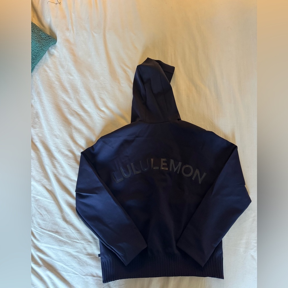 Lululemon blue neoprene cropped hoodie size 4